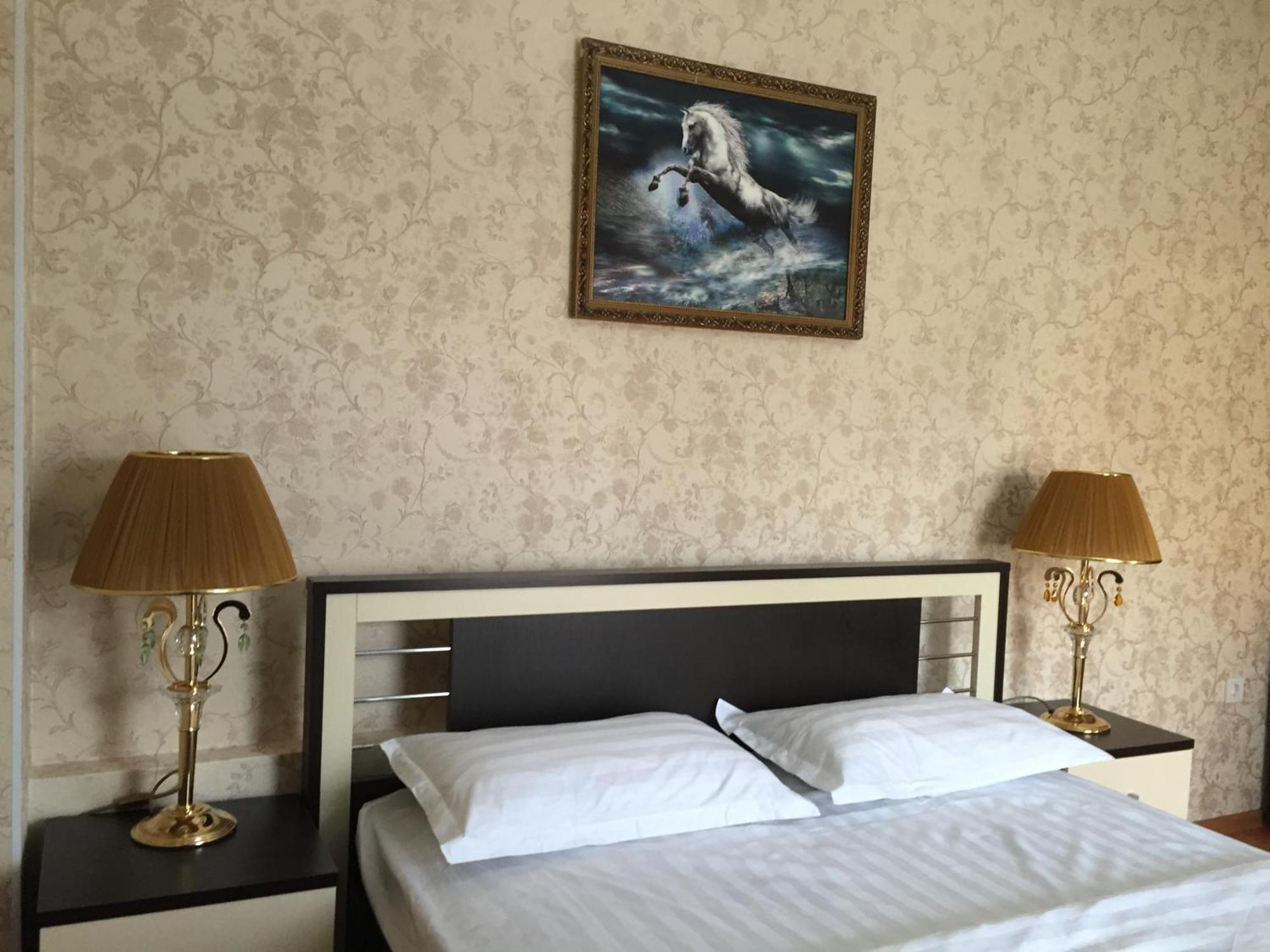 Hello Dushanbe Hostel Buitenkant foto